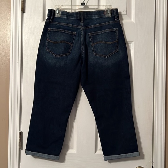Lee Regular Fit Mid-Rise Denim Capris Size 10 Medium - Picture 3 of 5